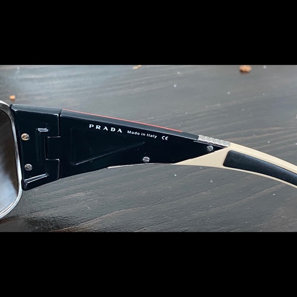 Unisex Prada Sunglasses - Picture 6 of 8